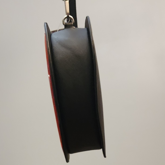 Mad Engine Vampire Fang Crossbody Purse - New - Picture 5 of 5